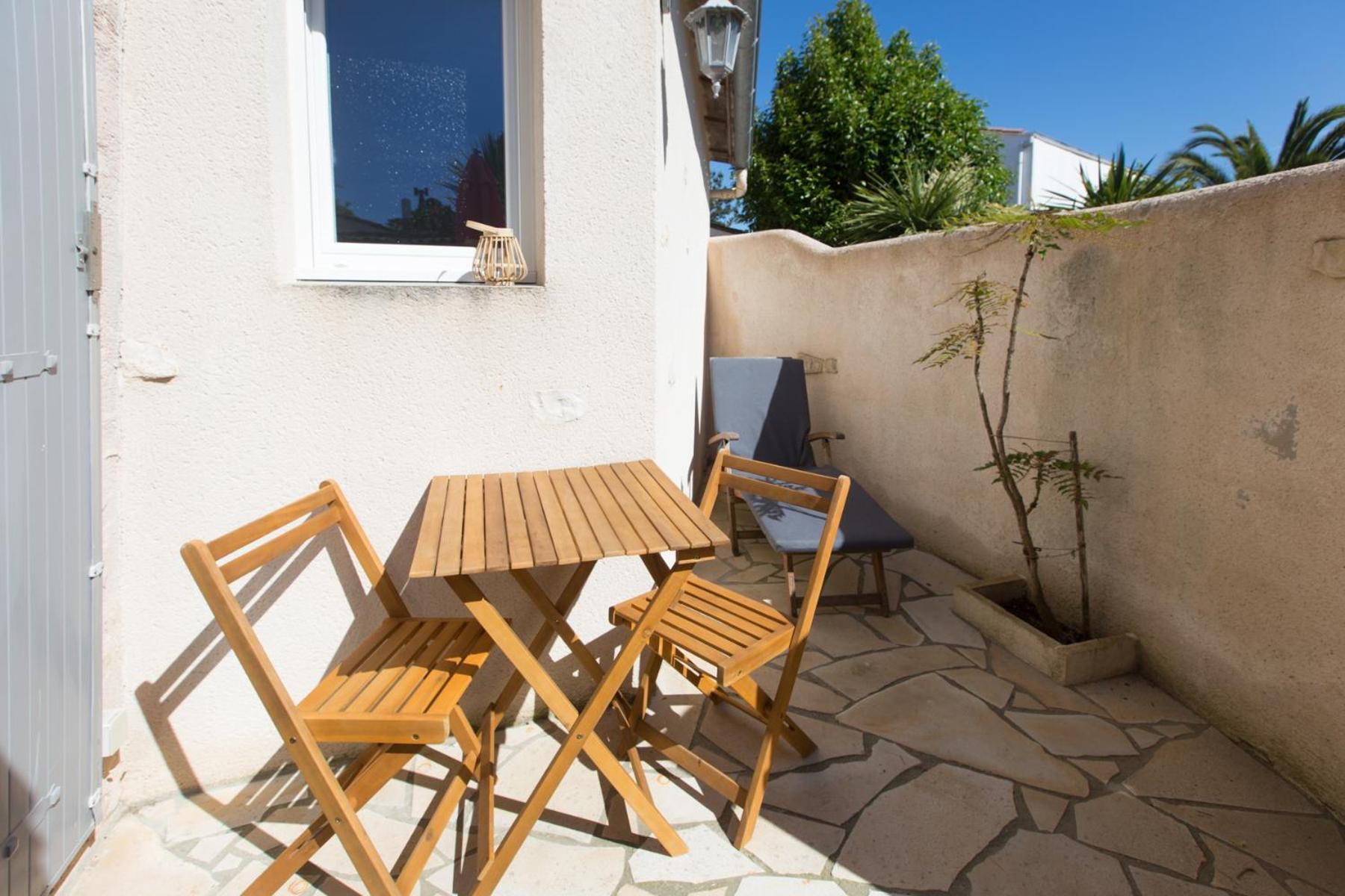 Le Clos Des Sternes La Flotte Exterior foto