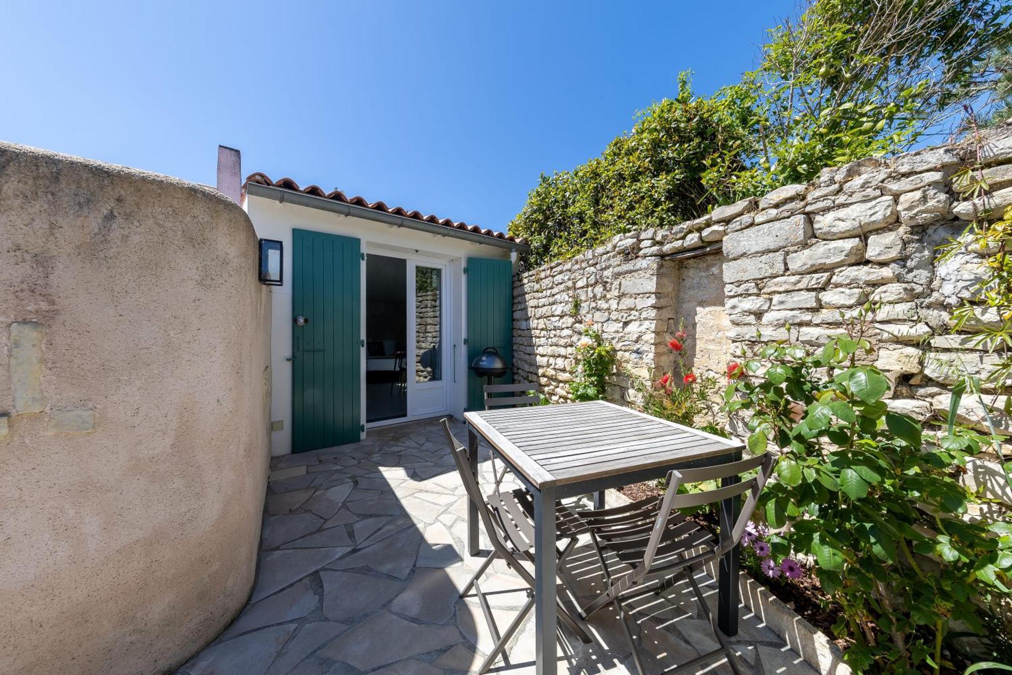 Le Clos Des Sternes La Flotte Exterior foto